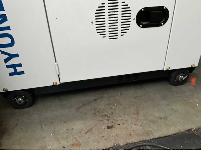 Hyundai dpx9.6 heavy duty diesel generator 8kva - ongebruikt - afbeelding 7 van  10