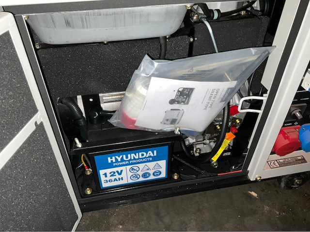 Hyundai dpx9.6 heavy duty diesel generator 8kva - ongebruikt - afbeelding 9 van  10