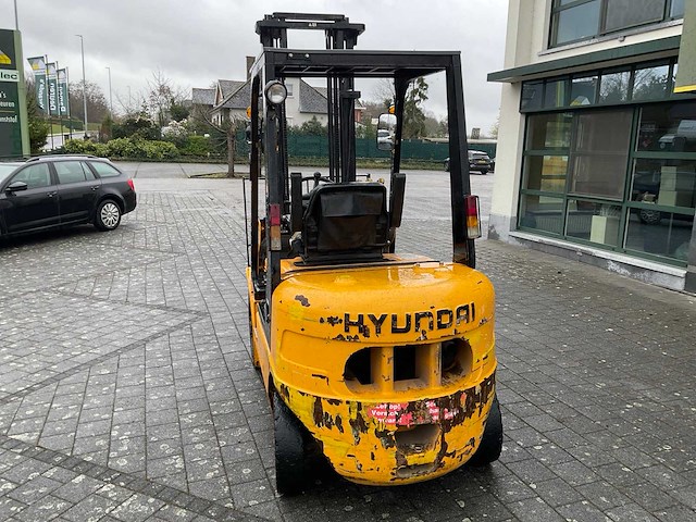 Hyundai hdf 25-5 vorkheftruck - afbeelding 2 van  3