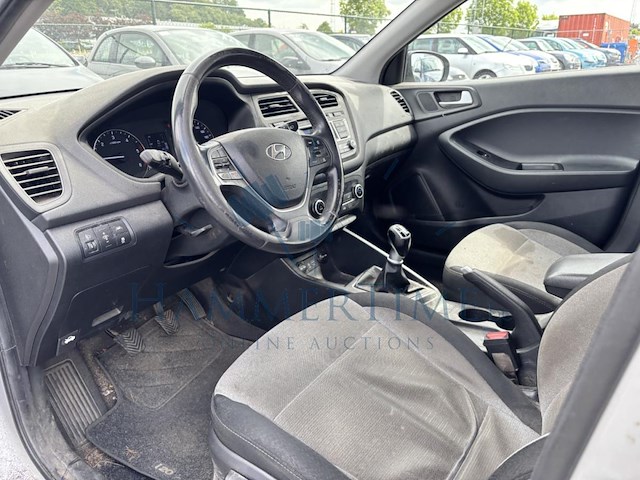 Hyundai i, 1.1 crdi cool,2016 - afbeelding 3 van  37