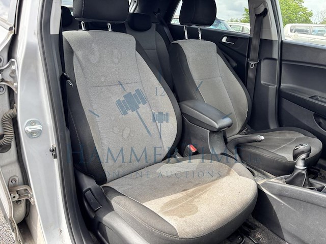 Hyundai i, 1.1 crdi cool,2016 - afbeelding 22 van  37