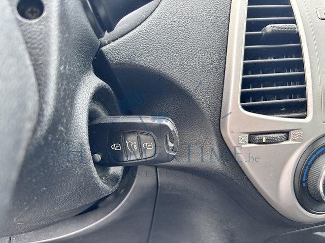 Hyundai i, 1.2i comfort 'fleet me up',2009 - afbeelding 13 van  32