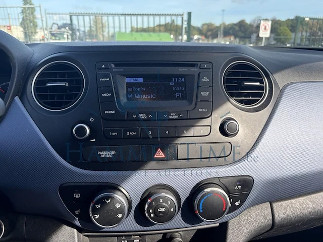 Hyundai i10 1 0i fun, 2015 - afbeelding 9 van  35