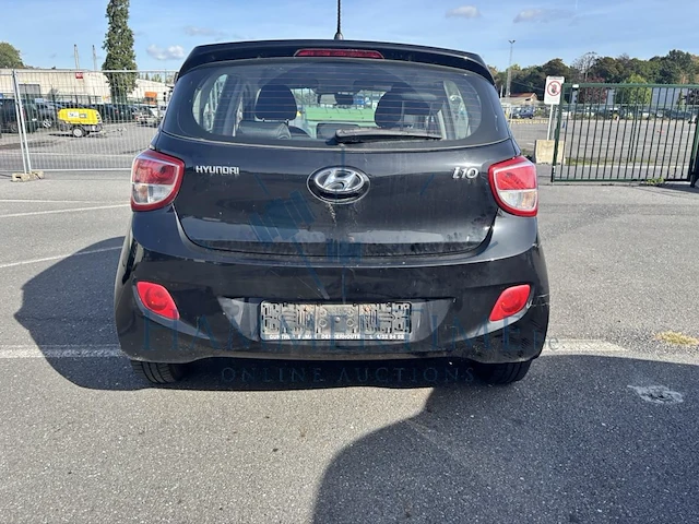 Hyundai i10 1 0i fun, 2015 - afbeelding 32 van  35