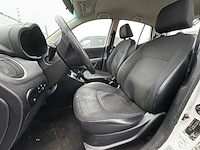 Hyundai i10 1.0i comfort bluedrive, 2011 - afbeelding 2 van  33