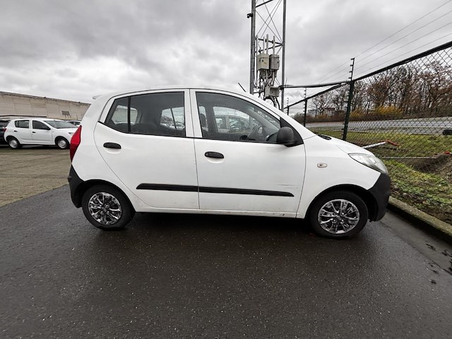 Hyundai i10 1.0i comfort bluedrive, 2011 - afbeelding 28 van  33