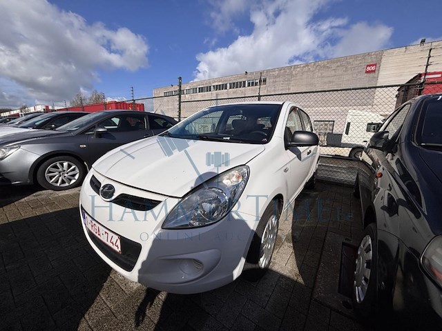 Hyundai i20 1 2i comfort 'fleet me up', 2012 - afbeelding 1 van  38