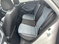 Hyundai i20 1.1 crdi cool,2015 - afbeelding 2 van  31