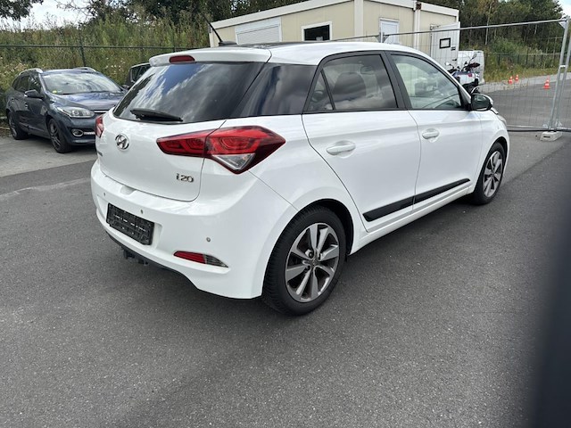 Hyundai i20 1.1 crdi cool,2015 - afbeelding 27 van  31
