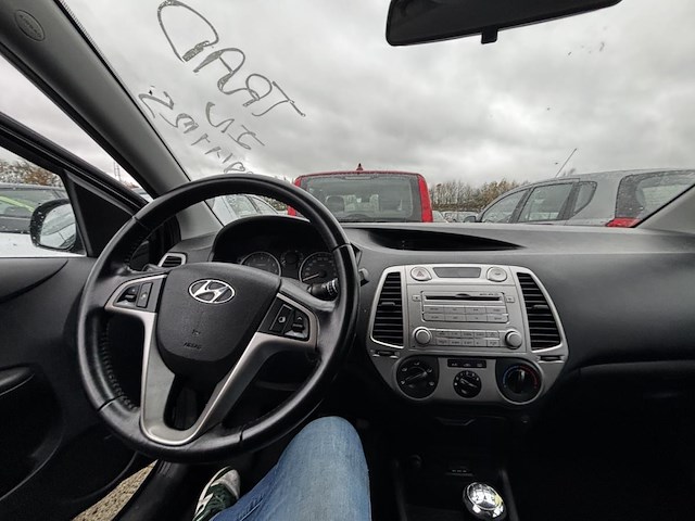 Hyundai i20 1.2i comfort 'fleet me up', 2009 - afbeelding 2 van  39