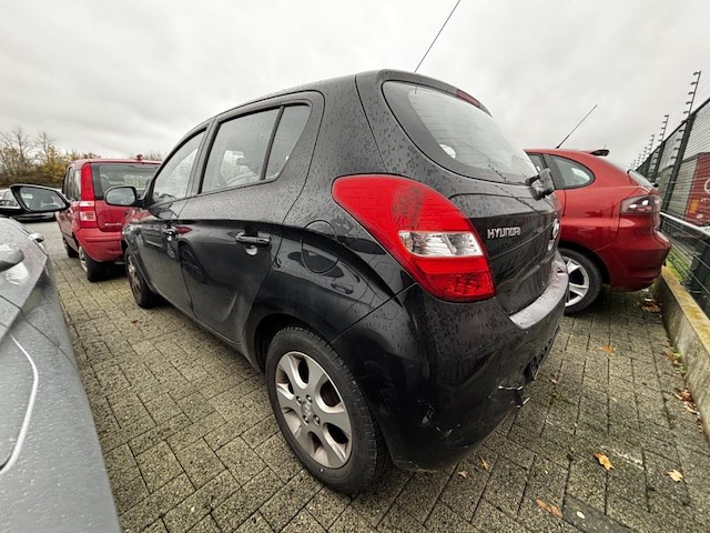 Hyundai i20 1.2i comfort 'fleet me up', 2009 - afbeelding 36 van  39