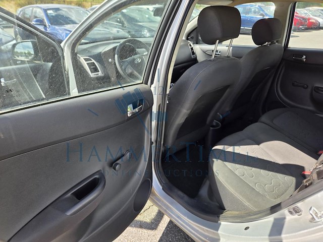 Hyundai i20 1.2i lounge, 2010 - afbeelding 3 van  39