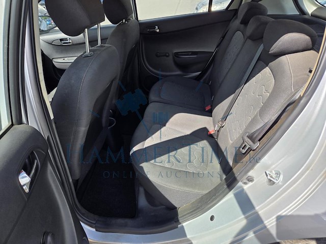 Hyundai i20 1.2i lounge, 2010 - afbeelding 4 van  39