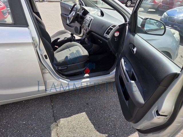 Hyundai i20 1.2i lounge, 2010 - afbeelding 7 van  39