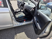 Hyundai i20 1.2i lounge, 2010 - afbeelding 7 van  39