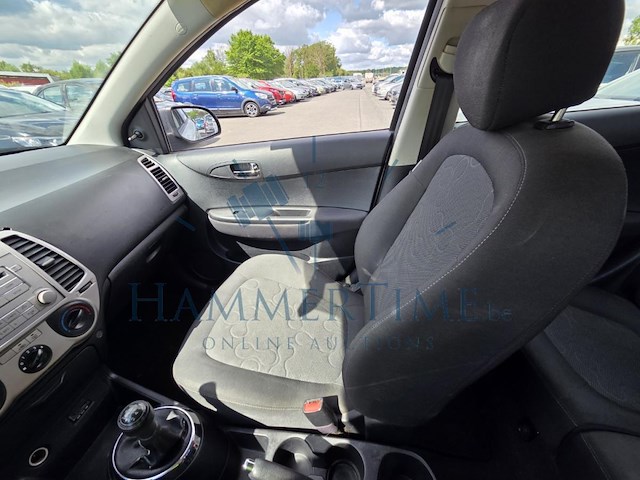 Hyundai i20 1.2i lounge, 2010 - afbeelding 19 van  39