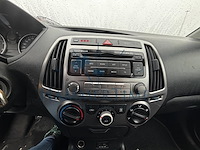 Hyundai i20 1.4 crdi comfort blue fap, 2013 - afbeelding 6 van  24