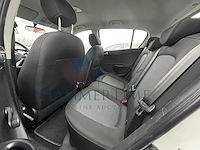 Hyundai i20 1.4 crdi comfort blue fap, 2013 - afbeelding 11 van  24
