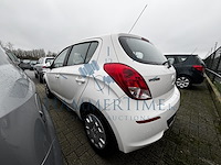Hyundai i20 1.4 crdi comfort blue fap, 2013 - afbeelding 22 van  24