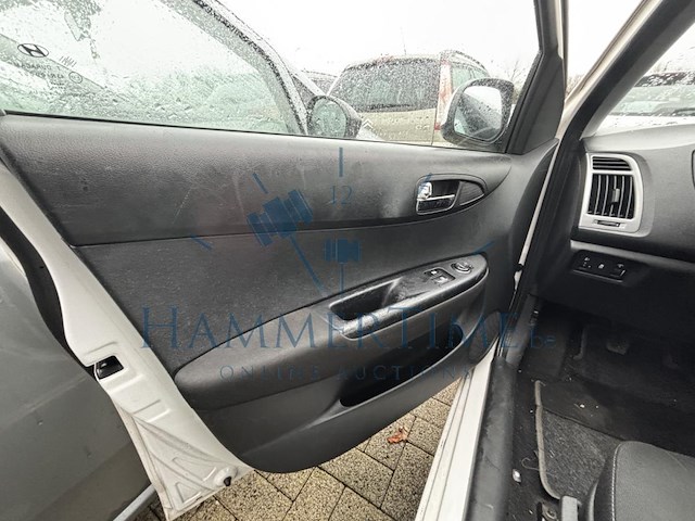 Hyundai i20 1.4 crdi comfort blue fap, 2013 - afbeelding 23 van  24