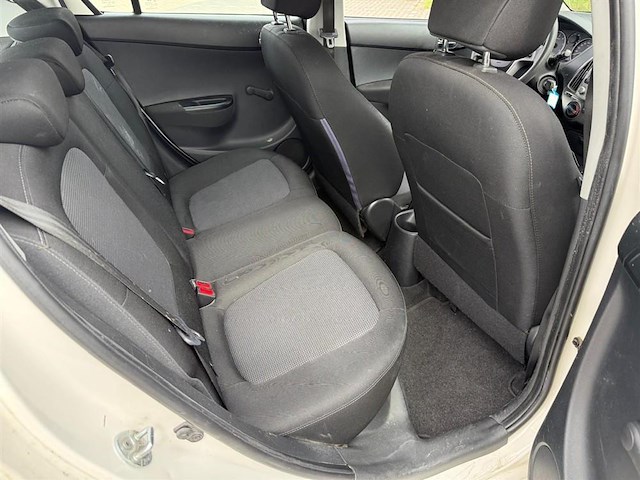 Hyundai i20, 2013 - afbeelding 15 van  19