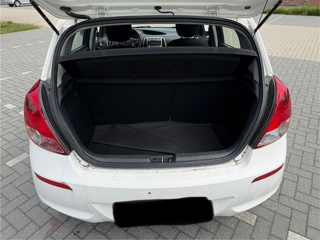 Hyundai i20, 2013 - afbeelding 7 van  19