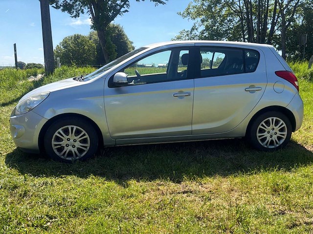 Hyundai i20 pbt auto 2011 - afbeelding 12 van  32
