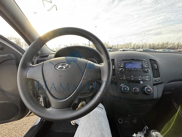 Hyundai i30 1.4i comfort, 2010 - afbeelding 6 van  32