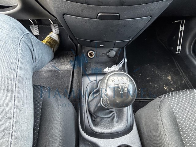 Hyundai i30 1.4i comfort, 2010 - afbeelding 8 van  32