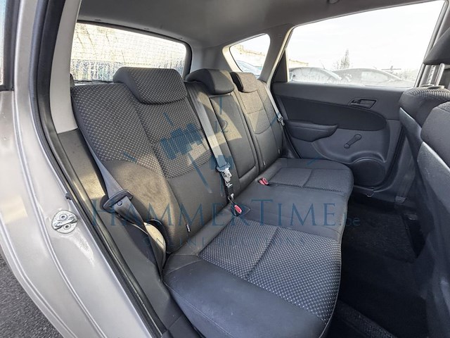 Hyundai i30 1.4i comfort, 2010 - afbeelding 15 van  32