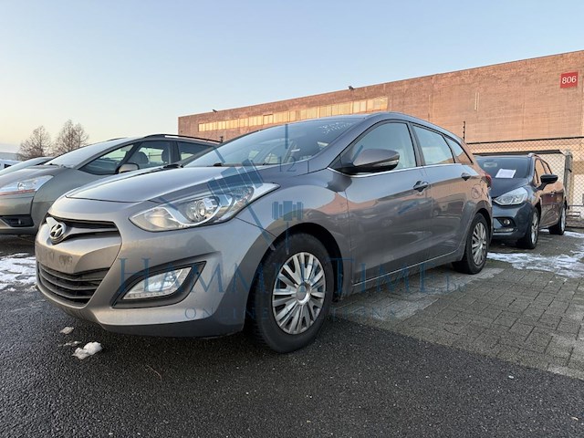 Hyundai i30 1.6i i-catcher isg stop & go, 2013 - afbeelding 1 van  28