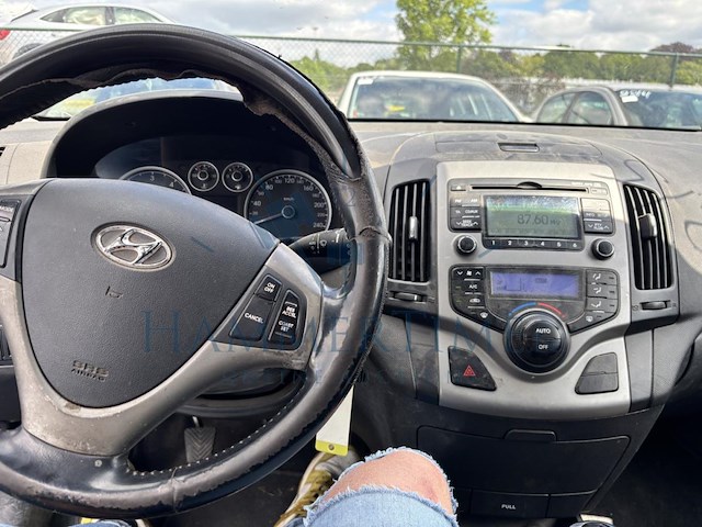 Hyundai i30 2.0 crdi executive,2009 - afbeelding 7 van  34