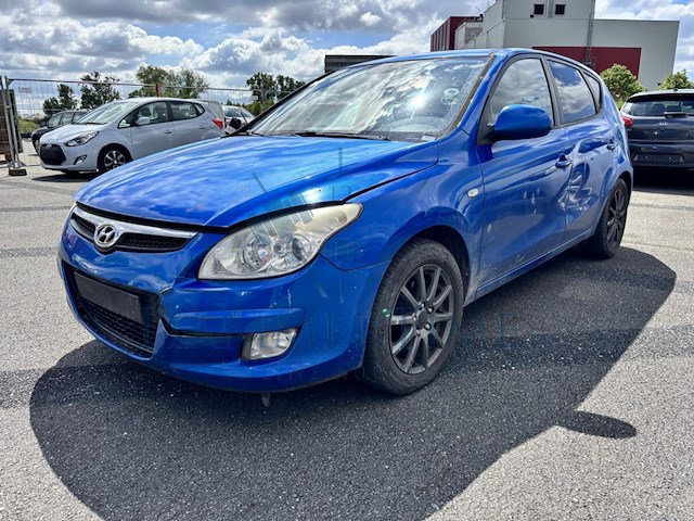 Hyundai i30 2.0 crdi executive,2009 - afbeelding 1 van  34
