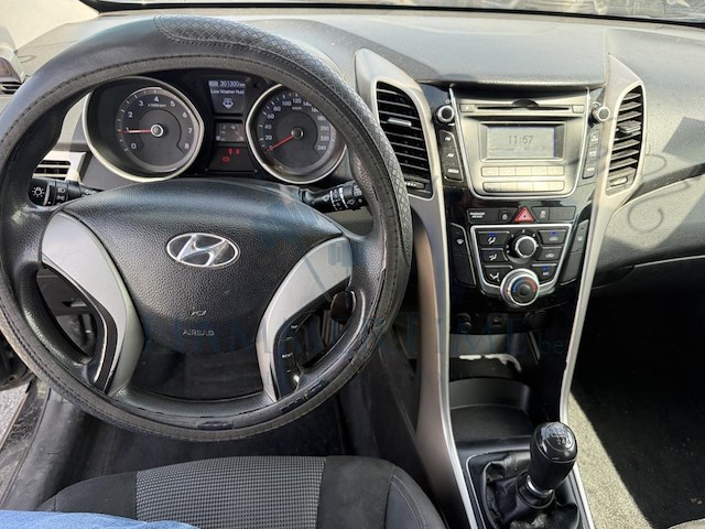 Hyundai i30 classic,2016 - afbeelding 4 van  39