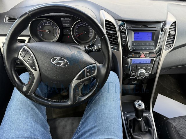 Hyundai i30 comfort 100 isg, 2016 - afbeelding 3 van  27