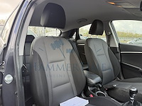 Hyundai i30 comfort 100 isg, 2016 - afbeelding 15 van  27