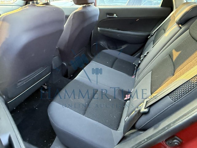 Hyundai i30 crosswagon comfort plus crdi 128 isg stop&go, 2011 - afbeelding 10 van  28