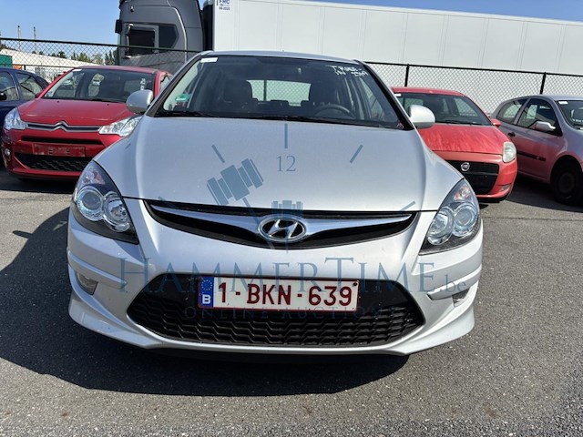 Hyundai i30 pure, 2011 - afbeelding 2 van  31