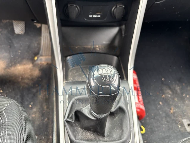 Hyundai i30 sw 1.4i comfort isg, 2013 - afbeelding 9 van  41