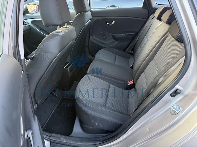 Hyundai i30 wagon pure crdi 110 isg, 2016 - afbeelding 9 van  26