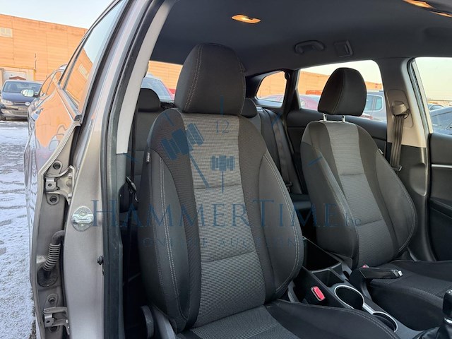 Hyundai i30 wagon pure crdi 110 isg, 2016 - afbeelding 14 van  26