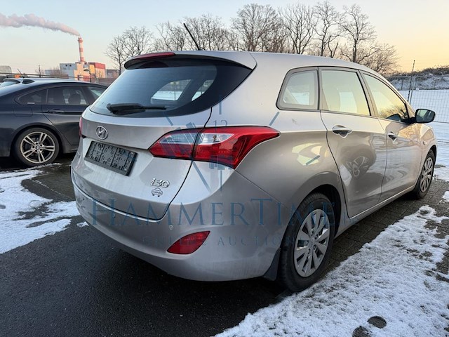 Hyundai i30 wagon pure crdi 110 isg, 2016 - afbeelding 21 van  26