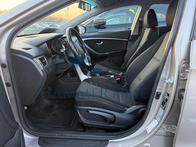 Hyundai i30 wagon pure crdi 110 isg, 2016 - afbeelding 24 van  26