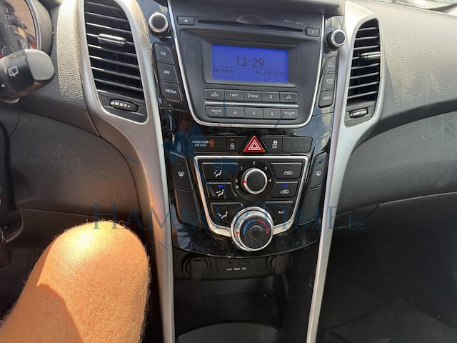 Hyundai i30 wagon pure crdi, 2014 - afbeelding 6 van  32