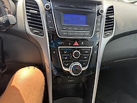 Hyundai i30 wagon pure crdi, 2014 - afbeelding 6 van  32