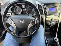 Hyundai i30 wagon pure isg, 2017 - afbeelding 2 van  25