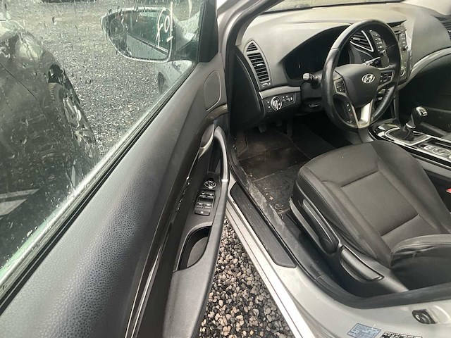 Hyundai i40 personenauto - afbeelding 7 van  19