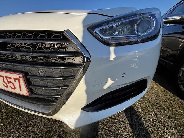 Hyundai i40 sedan 1.7 crdi business edition, 2016 - afbeelding 17 van  25