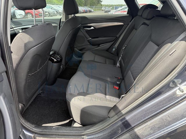 Hyundai i40 sw 1.7 crdi style,2014 - afbeelding 14 van  34