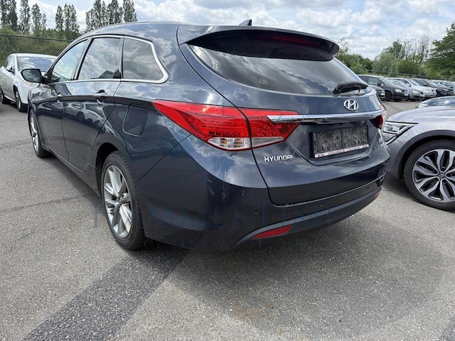 Hyundai i40 sw 1.7 crdi style,2014 - afbeelding 32 van  34
